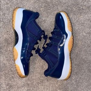Jordan 11s Navy